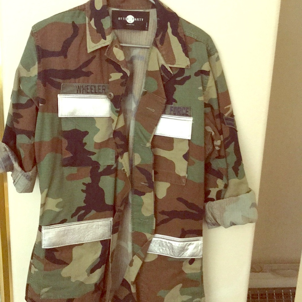 Edgy oversized camo print jacket from nastygal